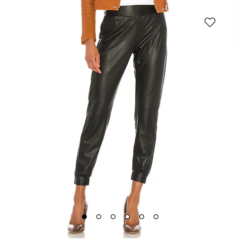 Women’s XL Commando Faux leather joggers in black. NWT.